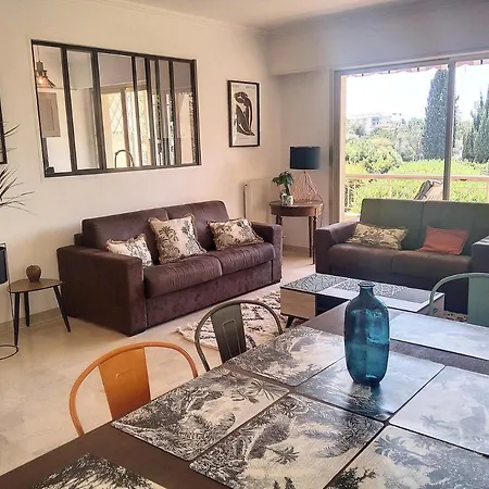 Les Tilleuls Apartment Juan-les-Pins